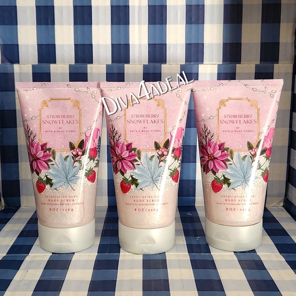 3x Bath & Body Works STRAWBERRY SNOWFLAKES Body Scrubs